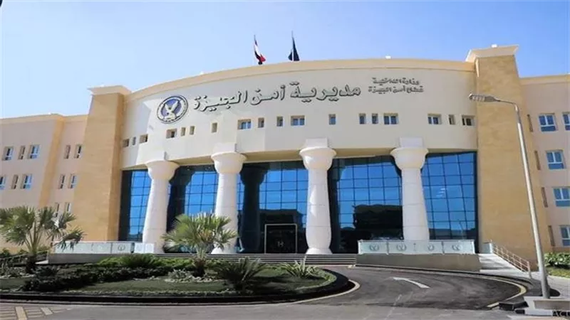 ضحية جديدة لسائق أوبر.. تفاصيل سقوط فتاة خليجية من السيارة أمام جامعة القاهرة