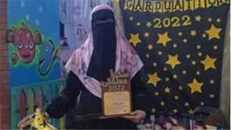 ما القصة؟.. تفاصيل مثيرة في محاولة قـ تل محفظة القرآن على يد طليقها وابنها