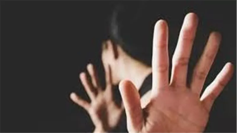 ألقت بنفسها من السيارة.. تفاصيل جديدة في واقعة تحرش سائق بفتاة أفريقية ببولاق الدكرور 