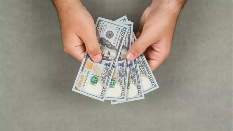 سعر الدولار اليوم الأحد 4-8-2024
