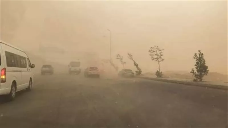 أمطار وعواصف رملية.. تحذير عاجل من الأرصاد لسكان هذه المناطق | فيديو