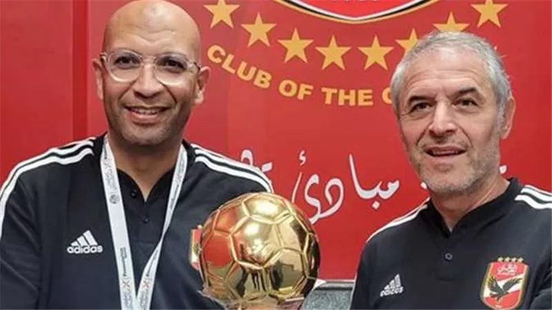 تسريبات وشكاوى.. أسرار الإطاحة بـ خالد الجوادي مترجم كولر خارج الأهلي
