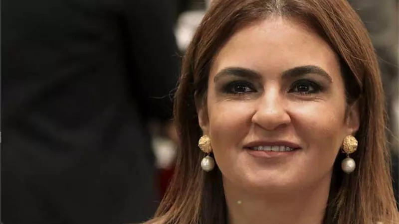 أول مرة أسرق وزيرة في حياتي.. اعترافات مثيرة للمتهمة بسرقة سحر نصر في مسجد السيدة نفيسة