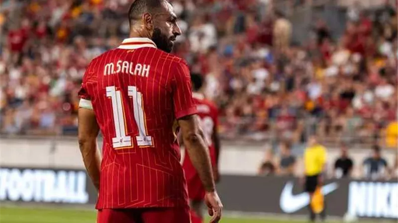 هل يقصد محمد صلاح؟.. رد مثير من مدرب ليفربول بشأن عقود اللاعبين