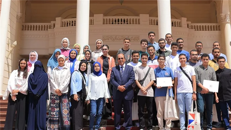 جامعة الأوائل.. 13 من أوائل الثانوية العامة يتقدمون للالتحاق بالجامعة البريطانية
