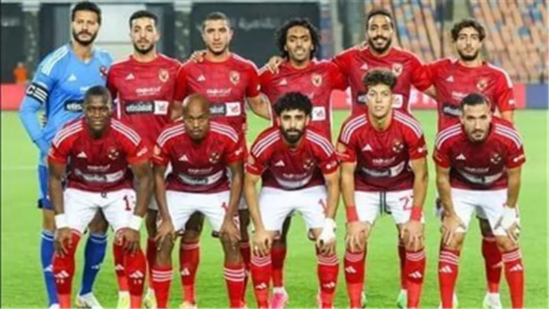 ٥ لاعبين.. قائمة الراحلين عن صفوف الأهلي خلال الانتقالات الصيفية