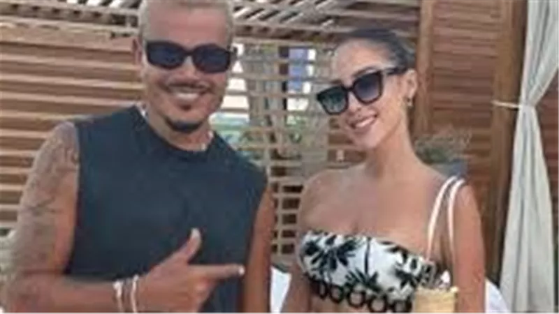 بعد صورتها مع عمرو دياب.. إطلالات أثارت الجدل لـ بسمة بوسيل | شاهد
