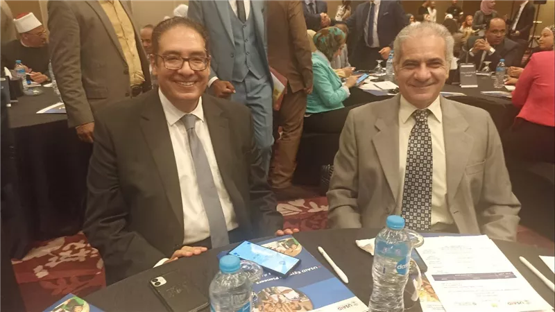 رئيس جامعة اسوان يشارك في فعاليات ورشة عمل برنامج رواد وعلماء مصر 
