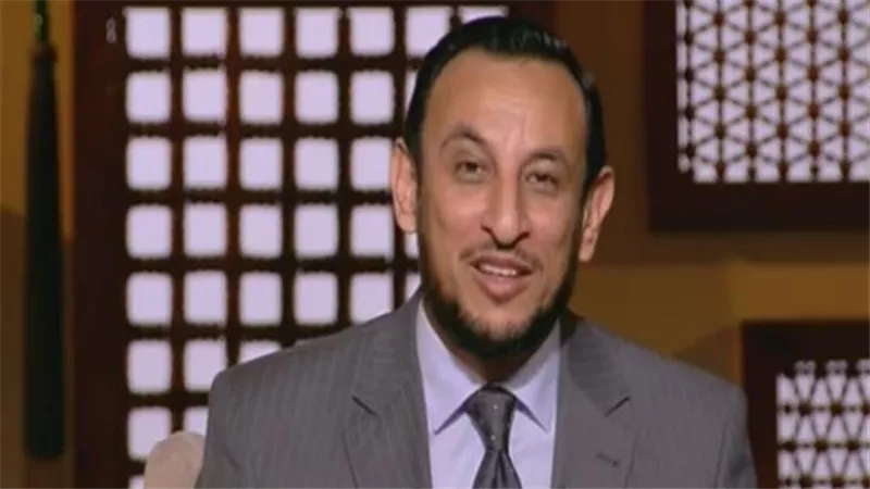 رمضان عبد المعز يوضح استخدام 