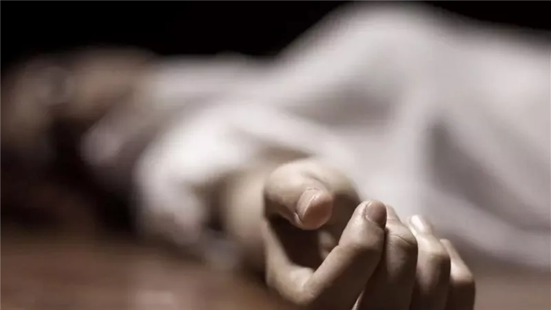 خلفتها كلها بنات..زوج ينهي حياة زوجته وابنتها الرضيعة بدمياط 