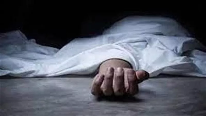 وسط صرخات الجيران.. تفاصيل صادمة في مقتل شاب بـ17 طعنة على يد صديقه بالجيزة