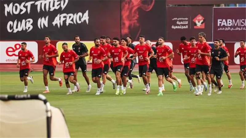 الأهلي يستغني عن نجمه الشاب و3 أندية تفاوض اللاعب