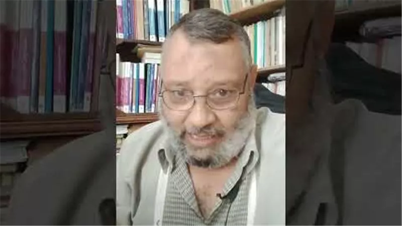 أمر بخلع البنطلون وسرقة الكهرباء.. قرار جديد من جامعة الأزهر بشأن الدكتور إمام رمضان إمام
