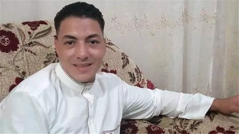 أصحابه نصحوه بالسفر.. تفاصيل مأساوية في غرق أب ونجله بالضبعة 