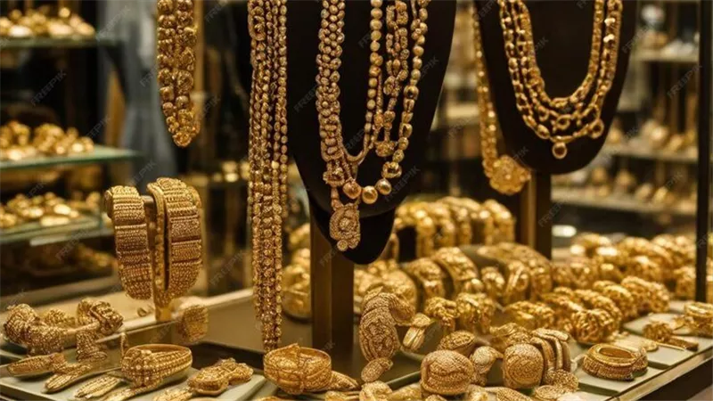 سعر الذهب اليوم الجمعة 13-9-2024 ارتفاع مفاجيء