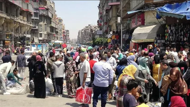 بعد قرار الحكومة الأخير.. شروط عمل الأجانب في مصر طبقا للقانون