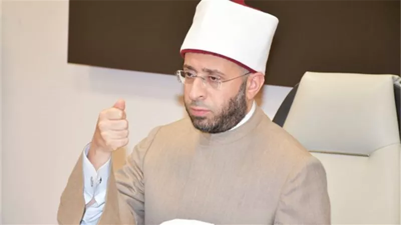 علاقة غير شرعة مع خادمة.. أول تحرك من الأوقاف بعد تعنيف إمام لمواطن أثناء خطبة الجمعة