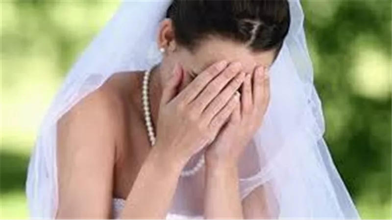 سابني وهرب.. عروس تطلب الخلع في أسبوع زواجها