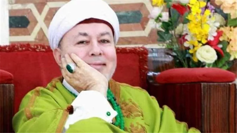 «أُربي المُريدين على الفضيلة».. صلاح الدين التيجاني يرد على اتهامه بالتحرش