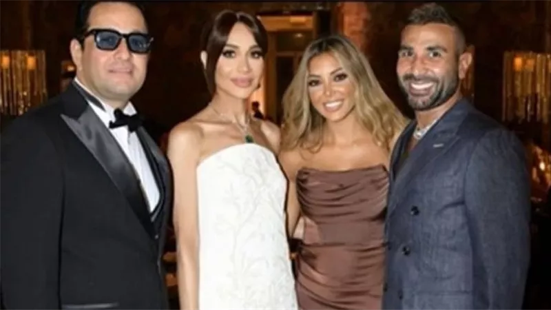 الشبكة راحت.. أول تعليق من أحمد سعد على سرقة مقتنياته في حفل زفاف نجل بسمة وهبة | فيديو 