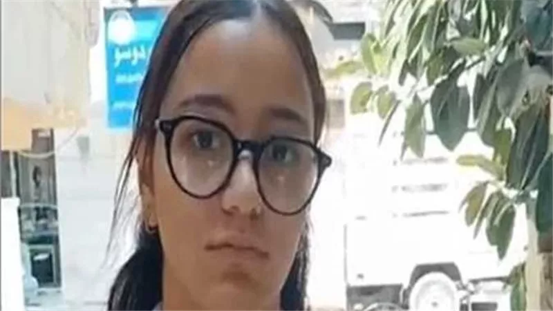 حجزوها في المعمل.. والدة سلمى تكشف تفاصيل ما جرى في مدرسة الزمالك | فيديو