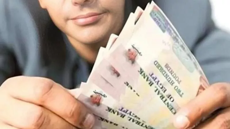 200 جنيه على بطاقة التموين.. كل ما تريد معرفته عن الدعم النقدي الجديد وموعد تطبيقه | فيديو