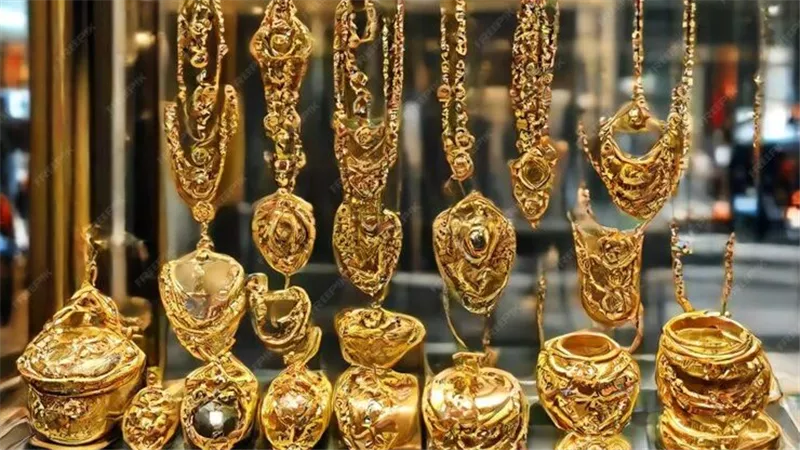 سعر الذهب اليوم السبت 28-9-2024 تحرك جديد