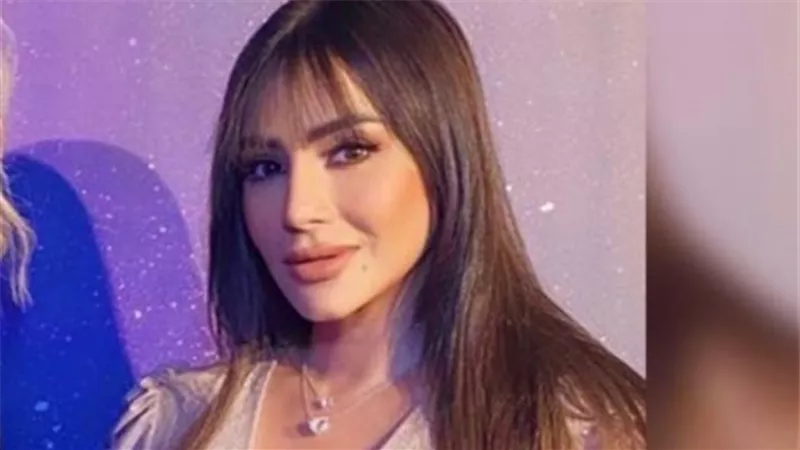 بملابس كاجوال.. لجين عمران تخطف الأنظار من الساحل الشمالي | شاهد