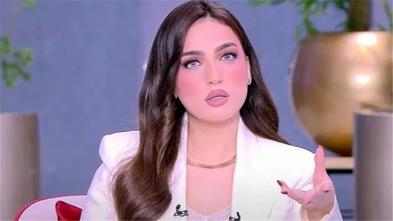«عيب».. أول رد من ياسمين عز على تصريحها بشأن نساء لبنان | فيديو