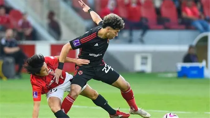 بعد أون تايم سبورتس.. قناة جديدة تعلن نقل مباراة الأهلي والعين في كأس إنتركونتيننتال
