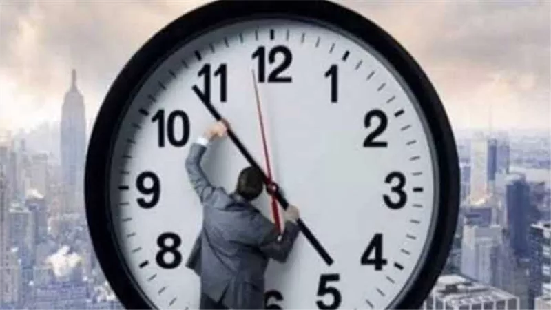 رسميًا.. بدء تطبيق التوقيت الشتوى 2024 في هذا الموعد وكيفية تغيير الساعة