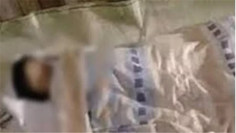 صدمة ترزي.. ذهب للاطمئنان على أمه في السلام فوجد مفاجأة