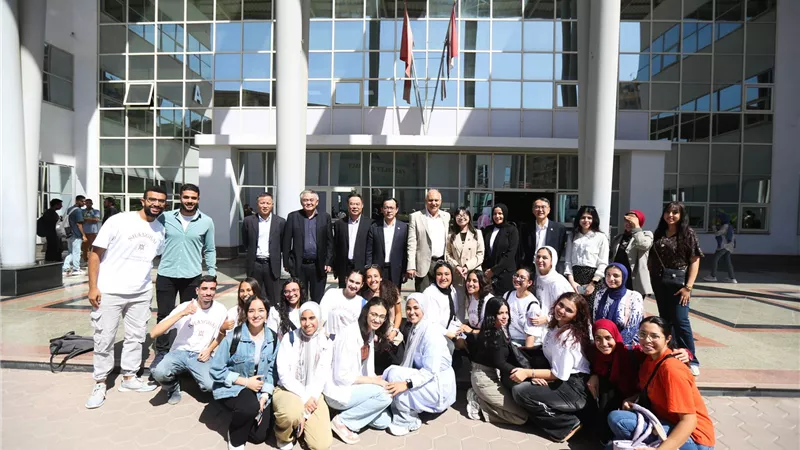 الجامعة المصرية الصينية تستضيف وفدا من جامعة شنغهاي لبحث التعاون العلمي والأكاديمي