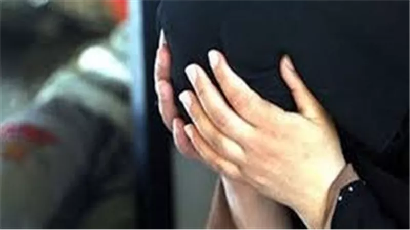 تفاصيل ما حدث في الدقهلية.. يضرب والدته ويطردها من المنزل بمساعدة زوجته