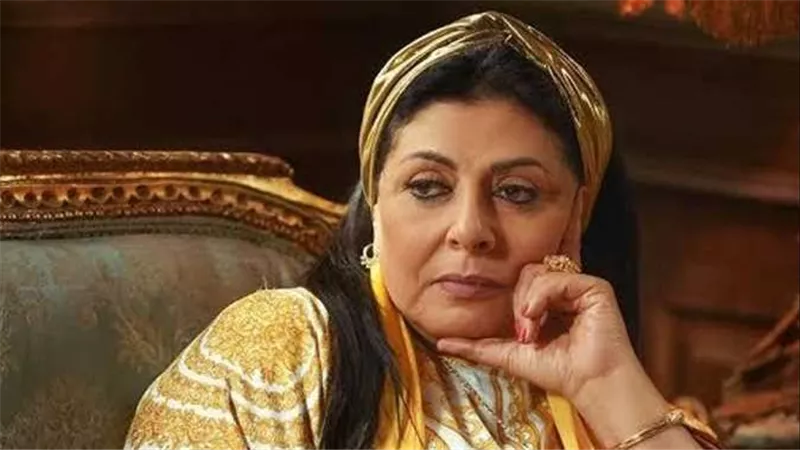 فيديوهات تشهير واتهامات بالخيانة.. التفاصيل الكاملة لأزمة هالة صدقي ومساعدتها