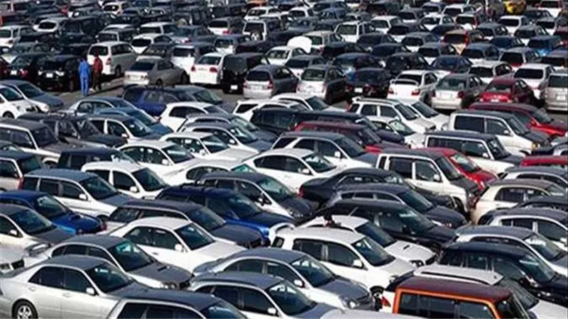الحكومة تكشف حقيقة خفض كوتة استيراد السيارات في مصر