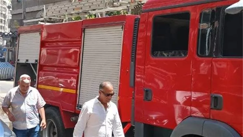 حريق داخل سلسلة مطاعم شهيرة بالشيخ زايد