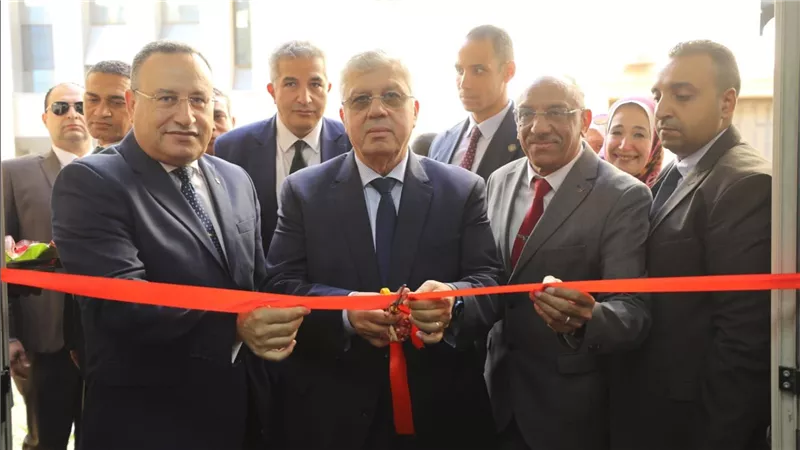 بتكلفة 514 مليون جنيه.. وزير التعليم العالي يفتتح عددًا من المشروعات بجامعة الإسكندرية 