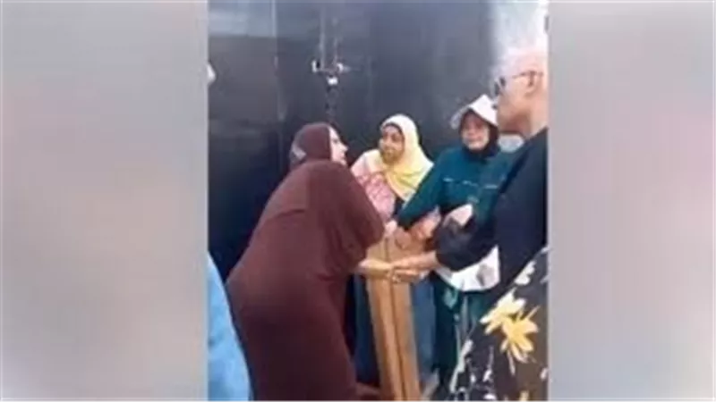 خناقة التختة.. تعليم الإسكندرية تكشف تفاصيل المشاجرة المثيرة للجدل | فيديو