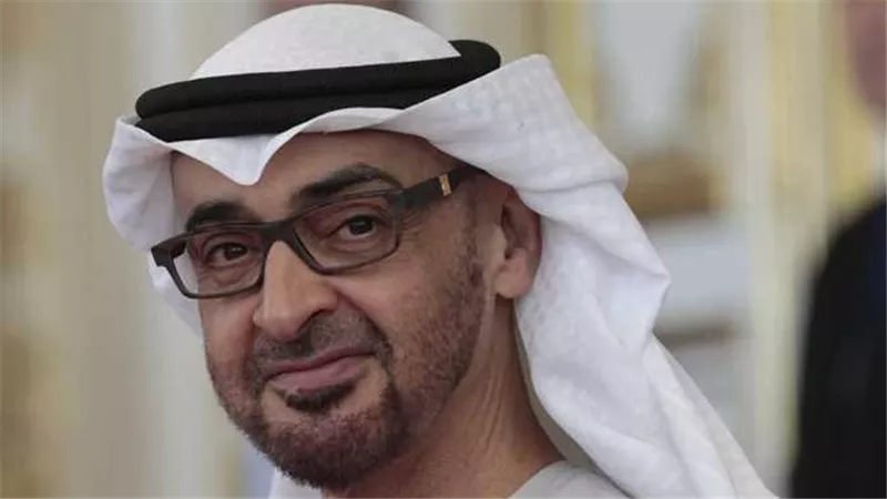 محمد بن زايد يعفو عن ثلاثي الزمالك في الإمارات