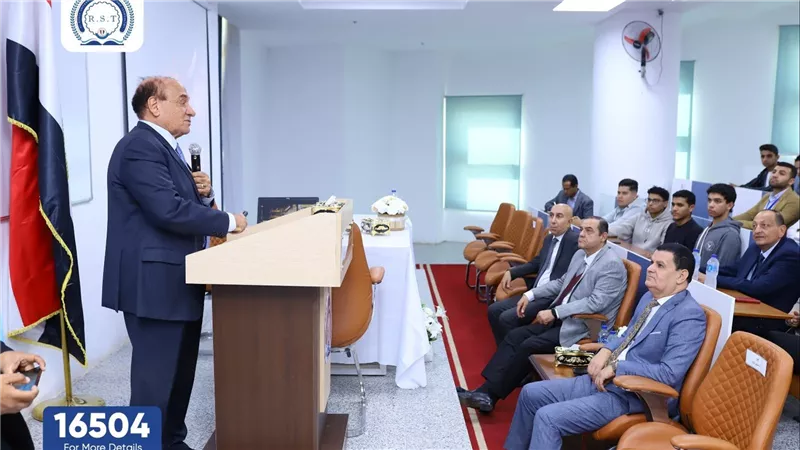 تفاصيل ندوة اللواء سمير فرج عن حرب أكتوبر المجيدة بجامعة الريادة (صور)