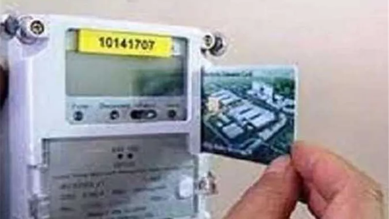 وضع قطعة معدنية.. أسباب نفاد رصيد كارت عداد الكهرباء سريعًا
