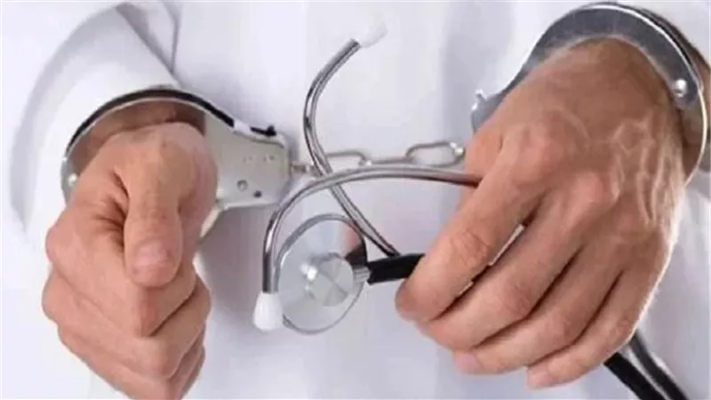 بعد فيديو الحمل الحرام.. تفاصيل مثيرة في اتهام طبيب شهير بالتشهير بزوجة محام خليجي بالشيخ زايد