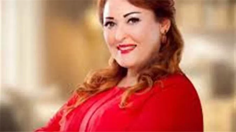 تسرب المياه أحرق المنزل.. القصة الكاملة لنجاة نهال عنبر من الموت وتدخل ابنها لإنقاذها