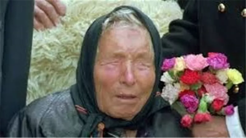  حرب عالمية وظهور كائنات فضائية في 2025.. توقعات العرافة البلغارية تثير الجدل 