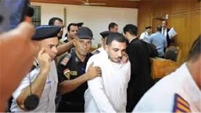تخلى عن سماع أقوال طليقته.. ماذا حدث في جلسة سفاح التجمع اليوم؟