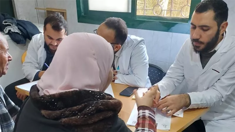 جامعة القاهرة تطلق قافلة تنموية شاملة لقرية الرقة بمركز العياط (صور)