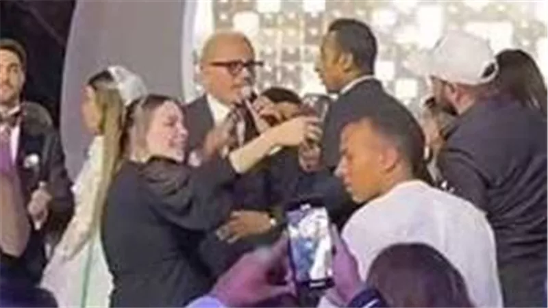 بعد تعويضه بـ200 جنيه.. أول تعليق من الشاب سعد أسامة صاحب واقعة الصفع على يد الفنان عمرو دياب 