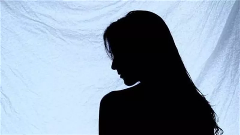 قرار عاجل بشأن العامل المتهم بالتحرش بسيدة بمحل كوافير شهير بالقاهرة الجديدة 