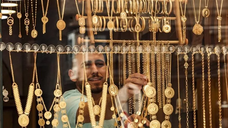سعر الذهب اليوم الإثنين 9-12-2024 ارتفاع مفاجيء